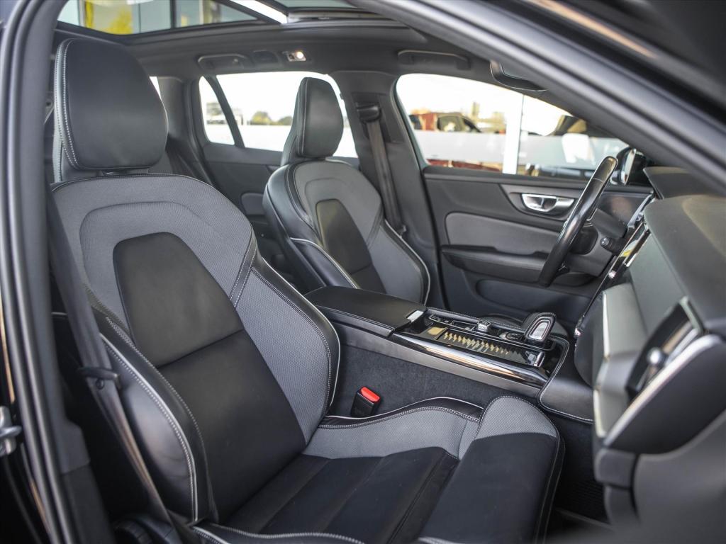 Volvo V60 t6 twin engine 340pk awd inscription automaat | panordamadak | ha