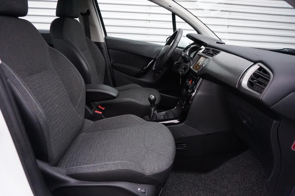 Citroen C3 1.0 puretech collection climate / navi / cruise / dab / stoelver