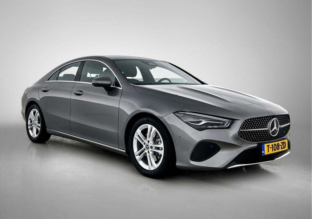 Mercedes-Benz Cla 180 business line | trekhaak | cruise control | stoelverw