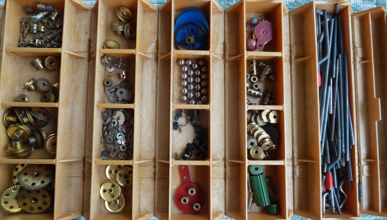 MECCANO