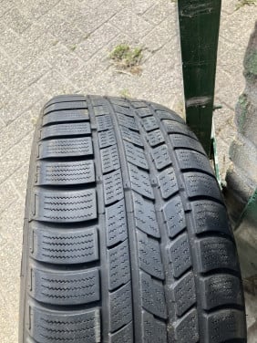 Set velgen met winterband (215/55 R16)