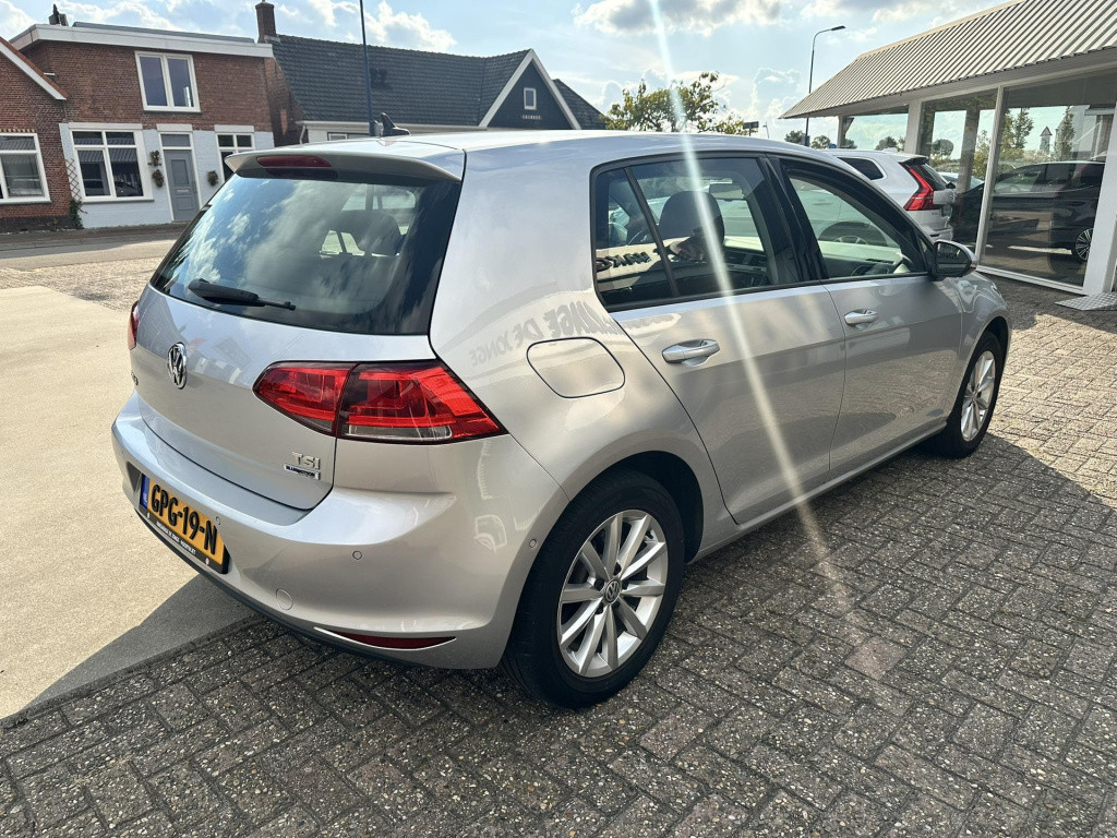 Volkswagen Golf 1.2 tsi trendline climate | adaptive cruise control | park 