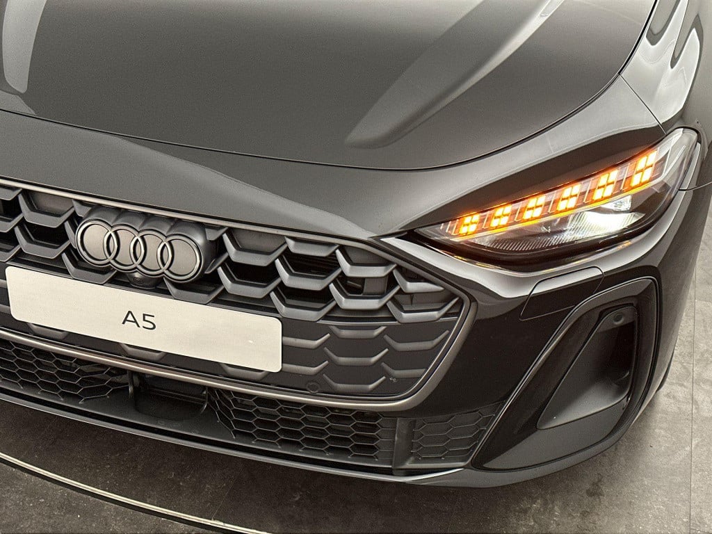 Audi A5 avant s edition 2.0 tfsi e 220 kw / 299 pk avant 7 versn
