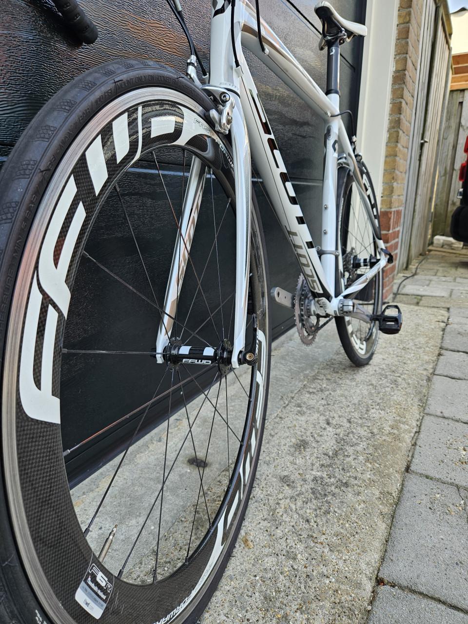 Scott Speedster - maat L - FFWD carbon wielen.