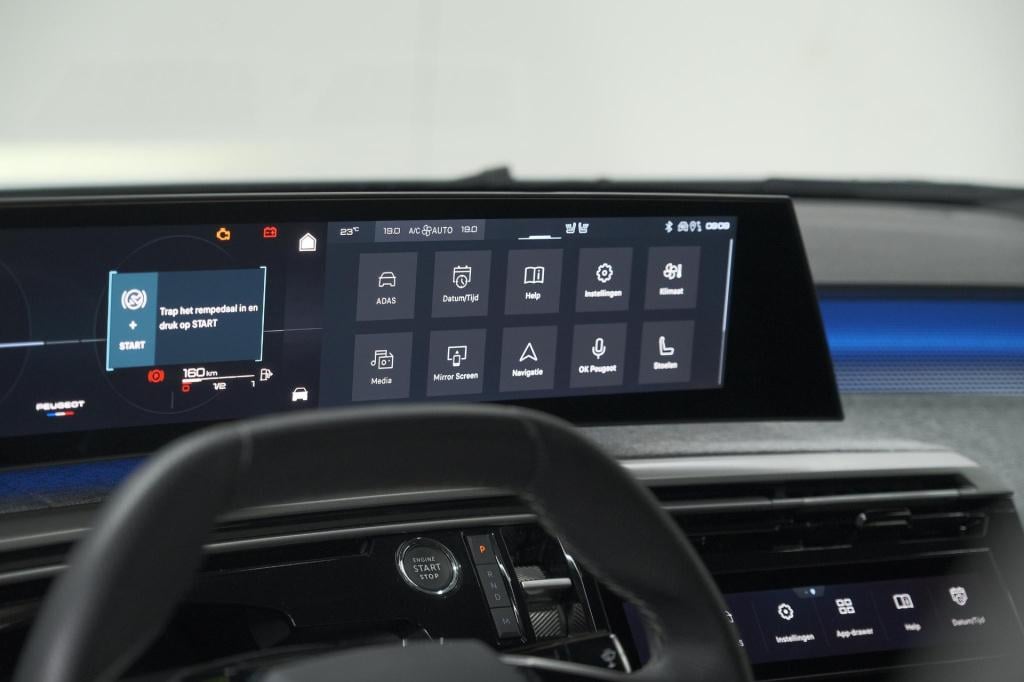 Peugeot 3008 1.2 hybrid 136 gt | elektrische kofferklep | camera | adaptiev