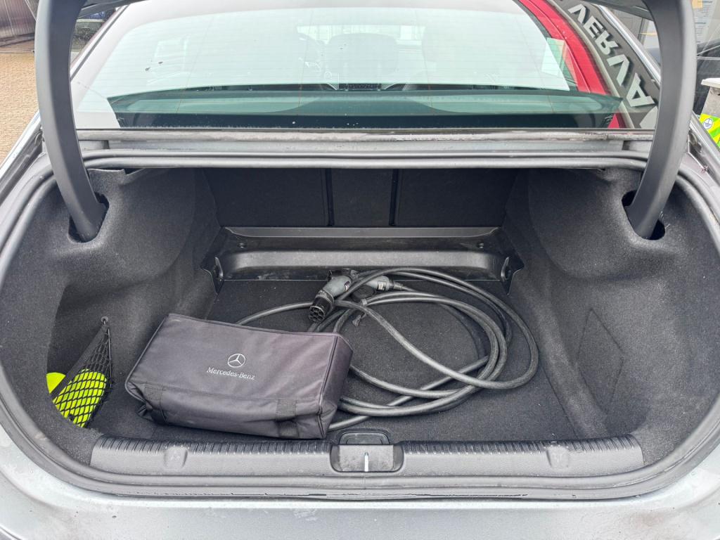 Mercedes-Benz Eqe 350 luxury line 89 kwh