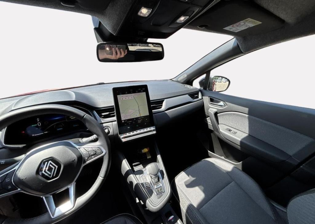 Renault Captur 1.6 e-tech full hybrid 145 techno