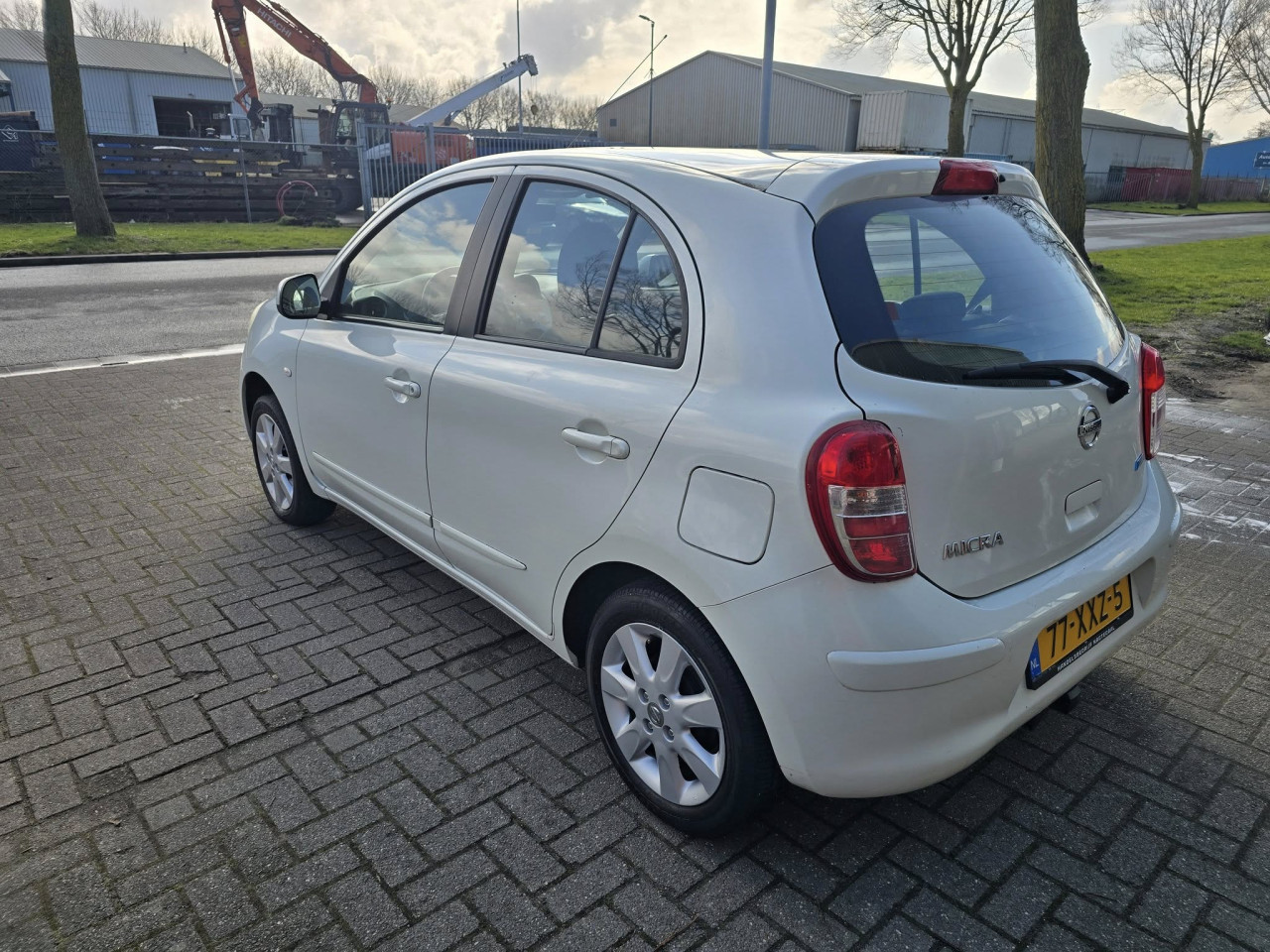 Nissan micra 1.2 Acenta  Bouwjaar 2012