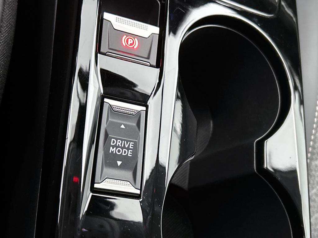 Peugeot 208 hybrid 110 pk automaat allure | rijklaar | 360 camera | navigat