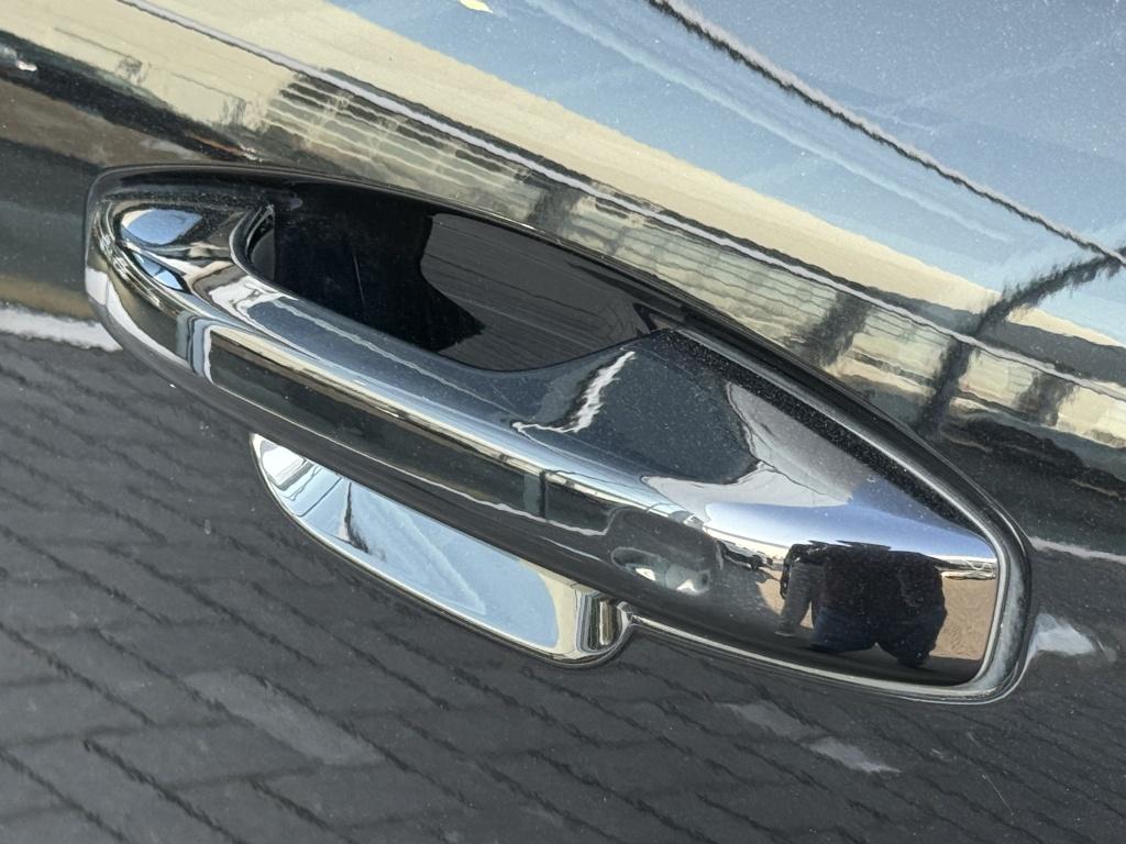 Volvo XC40 t5 262pk recharge ultimate dark| full options !! facelift