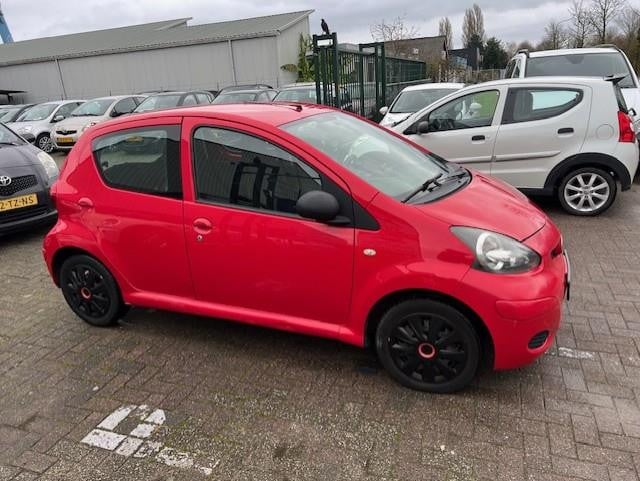 Toyota Aygo 1.0-12v