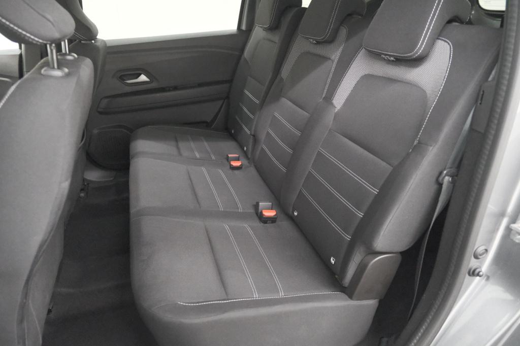 Dacia Jogger 1.6 hybrid 140 expression | 7 zitplaatsen | apple carplay | pa
