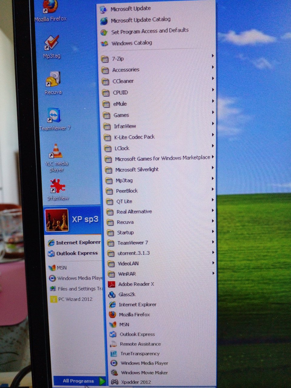 HP 8200 Elite Intel i5 met Windows XP SP3 + MS DOS box.