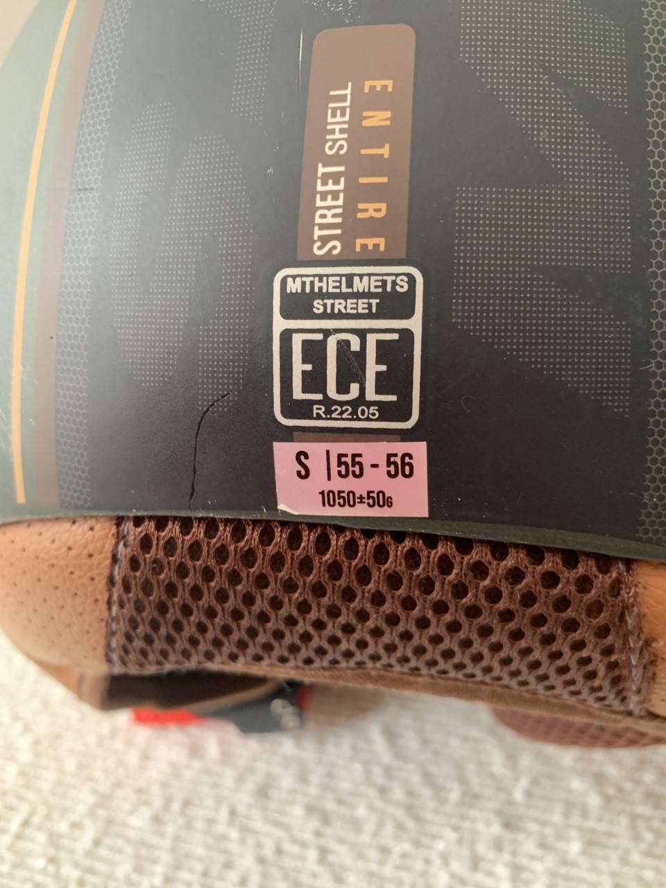 Helm met vizier, sportief model, maat S