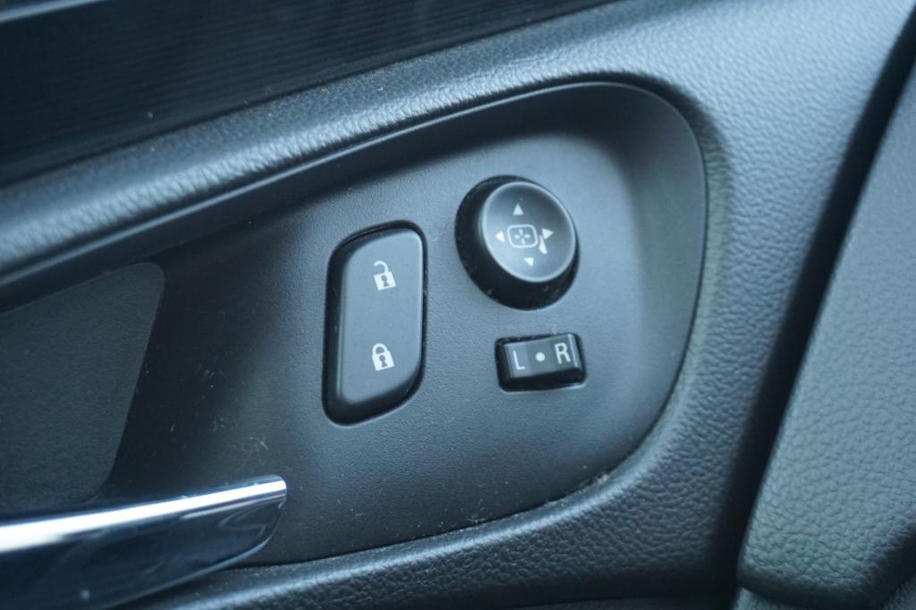 Opel Insignia 1.6 cdti innovation automaat - airco / navi / cruise / elektr