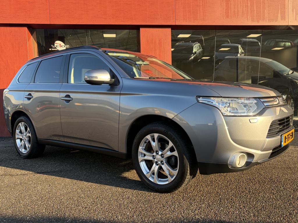 Mitsubishi Outlander 2.0 intense+