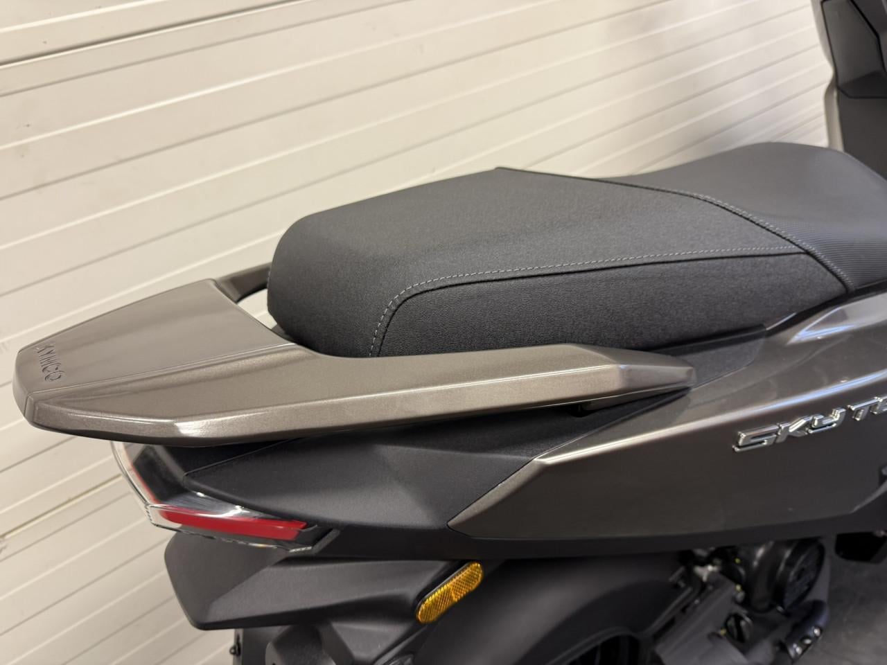 Kymco Skytown de A-merk woon/werk/tour scooter!