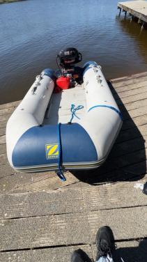 Zodiac 3,10 met suzuki 6pk 4 takt motor