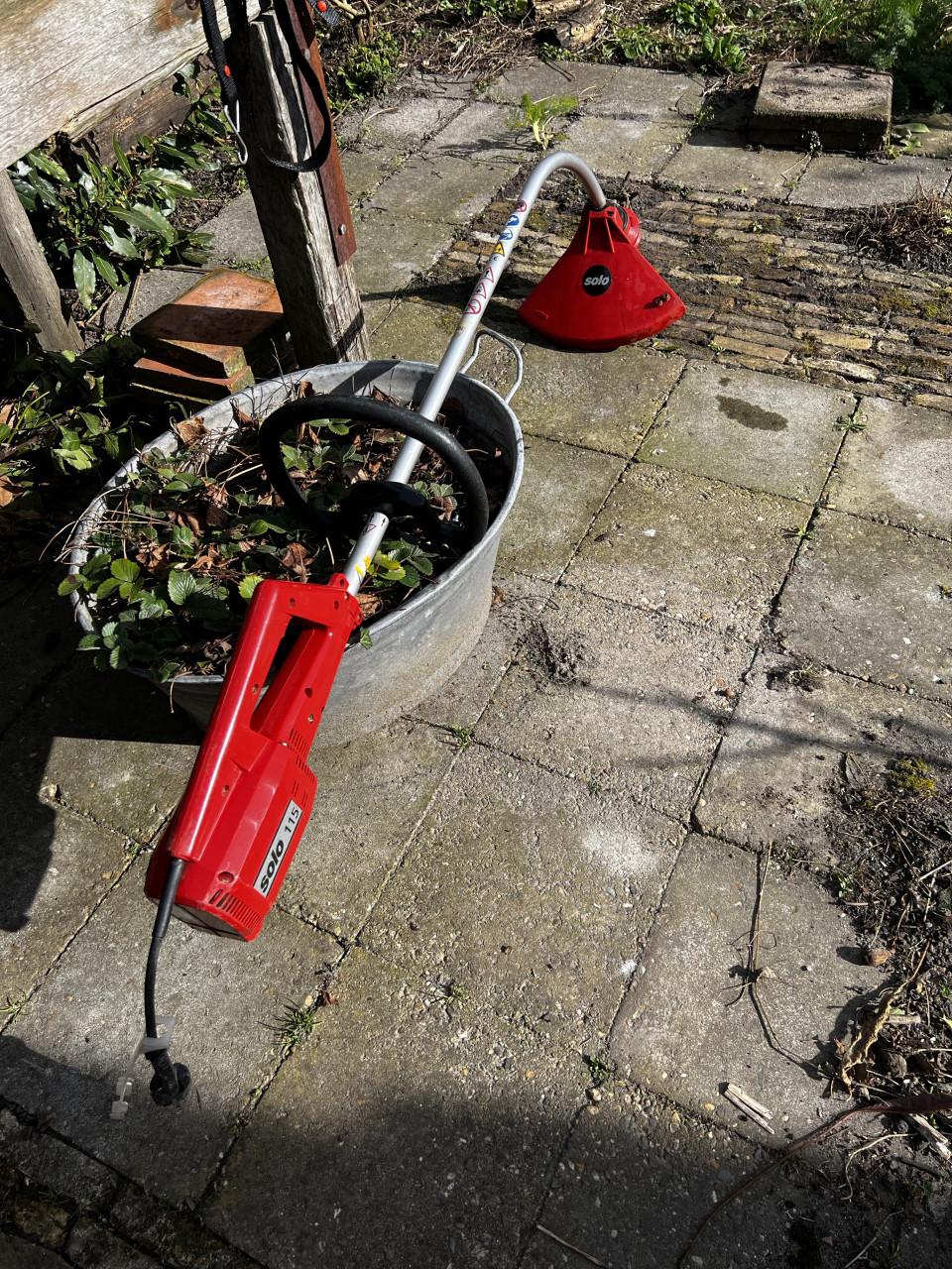 Grastrimmer, Kantenmaaier Solo 115