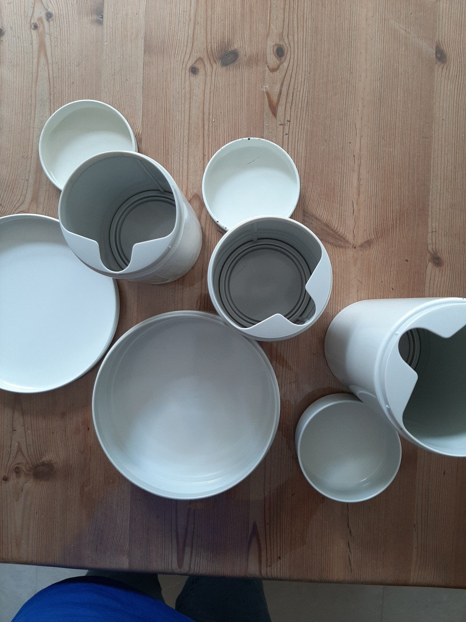 VINTAGE - BRABANTIA  ,  2 BEWAARBUSSEN , 1 SPAGETTIE BUS , 1 KOEKTROMMEL