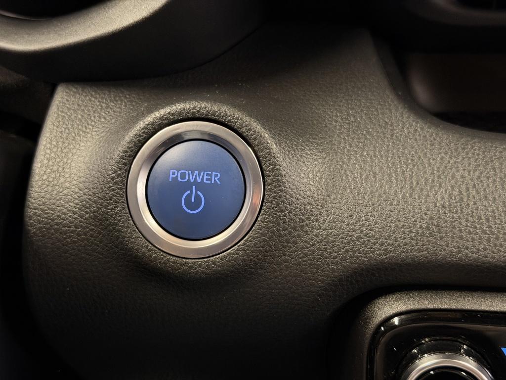Toyota Yaris 1.5 hybride bi-tone executive| hud| stoel.verw| camera| bsm