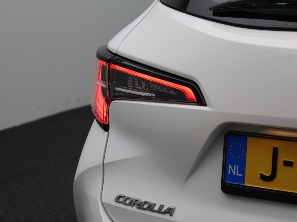 Toyota Corolla Touring Sports 1.8 hybrid business | automaat | dab  | camer