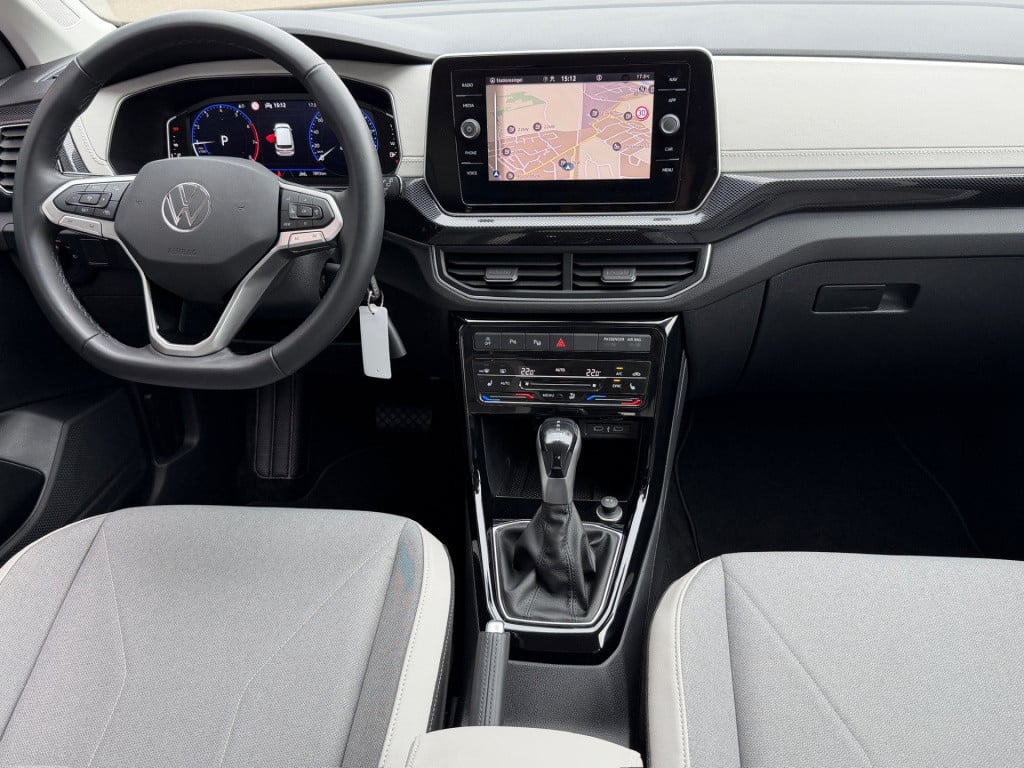 Volkswagen T-cross 1.0 tsi 116pk style | trekhaak | camera | navi | led gri