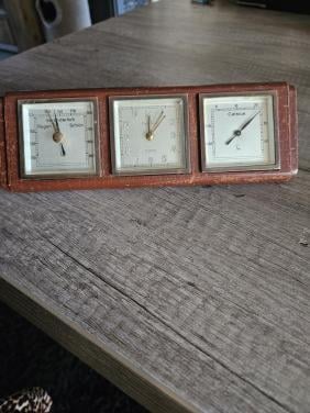 Prachtige werkende analoge jaren 50 reiswekker, 3 functies