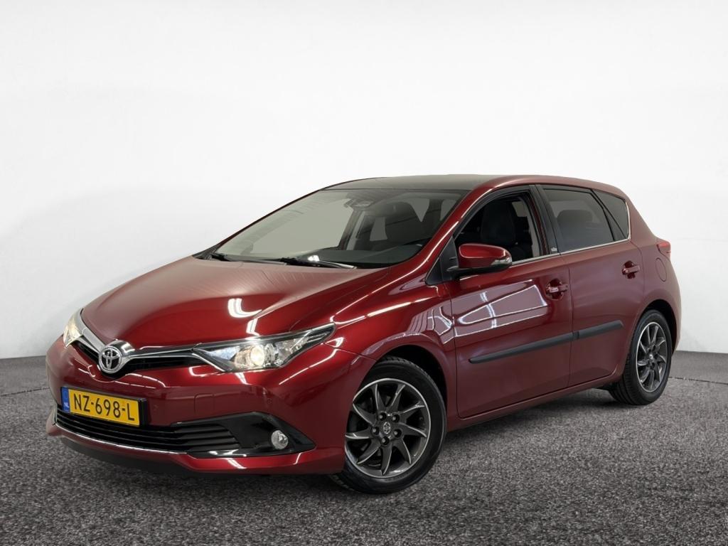 Toyota Auris 1.2t volcano edition