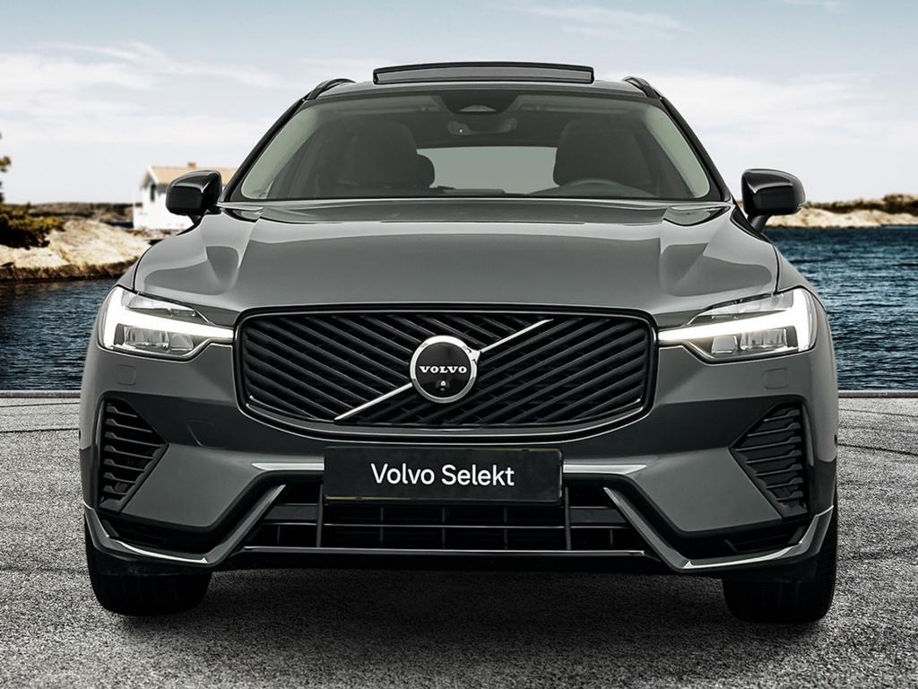 Volvo XC60 t6 398pk recharge ultra dark|