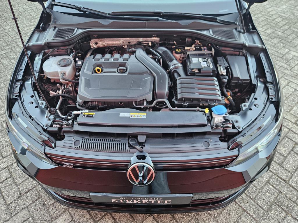 Volkswagen Golf 1.5 etsi r-line business | iq light | h/k | elek. trekhaak 