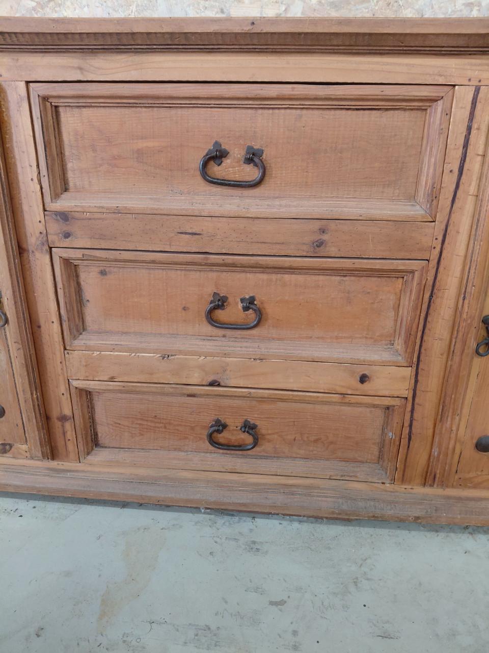 Massief houten dressoir