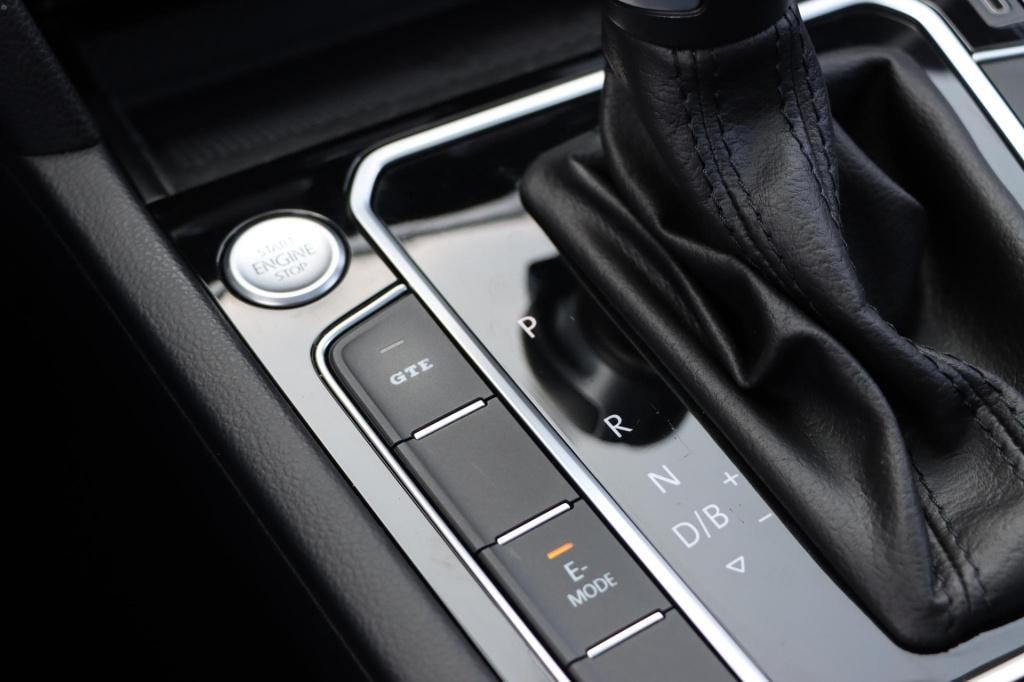 Volkswagen Passat variant 1.4 tsi phev gte business 218pk dsg6