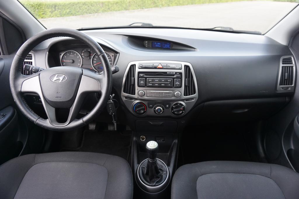 Hyundai I 20 1.2i i-drive airco / elektr. ramen / lm velgen / apk t/m 02-20