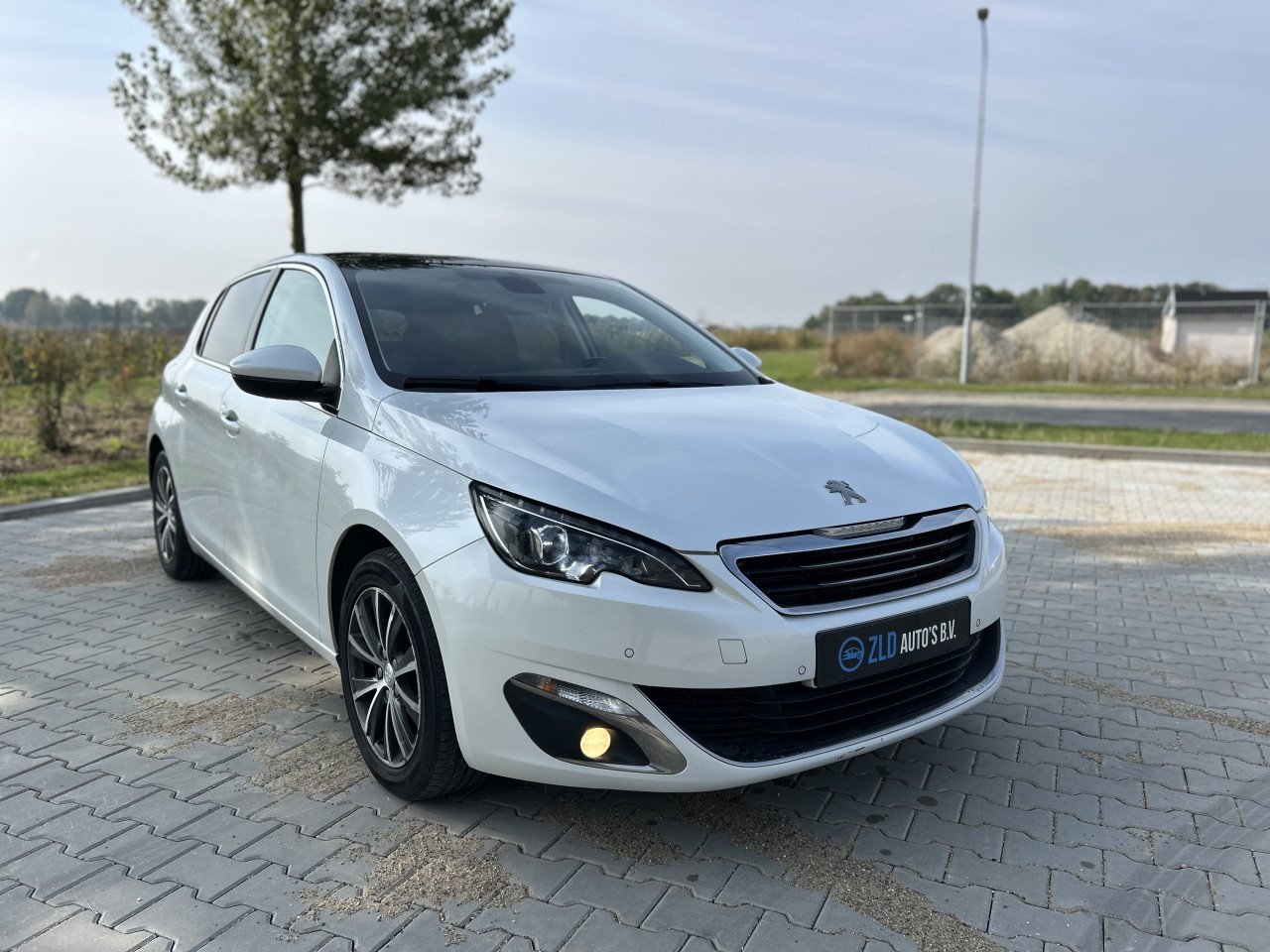Peugeot 308 1.2 PureTech Allure/APK/CRUISE CONTR/PANO/