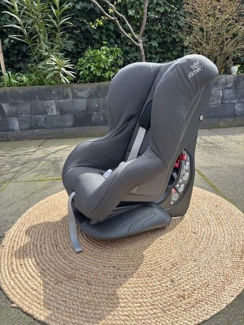 Britax Römer Eclipse autostoelen – 2 stuks – Smal model – Goede staat