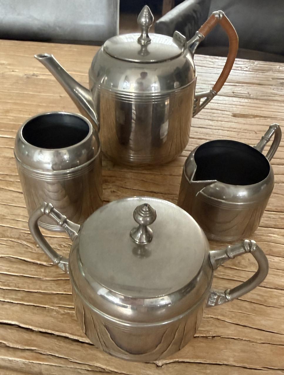 Art Deco thee set RIO HOLLAND Tin 234