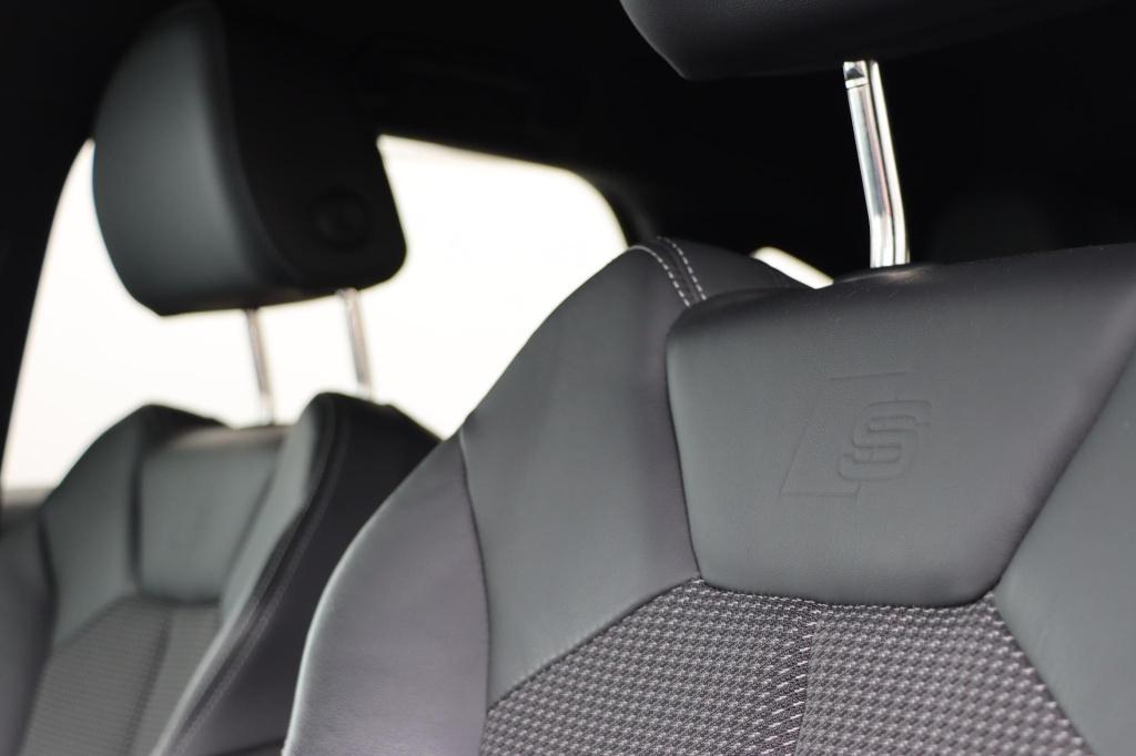Audi Q3 sportback 45 tfsi e s edition 245pk s tronic | soh 94% |