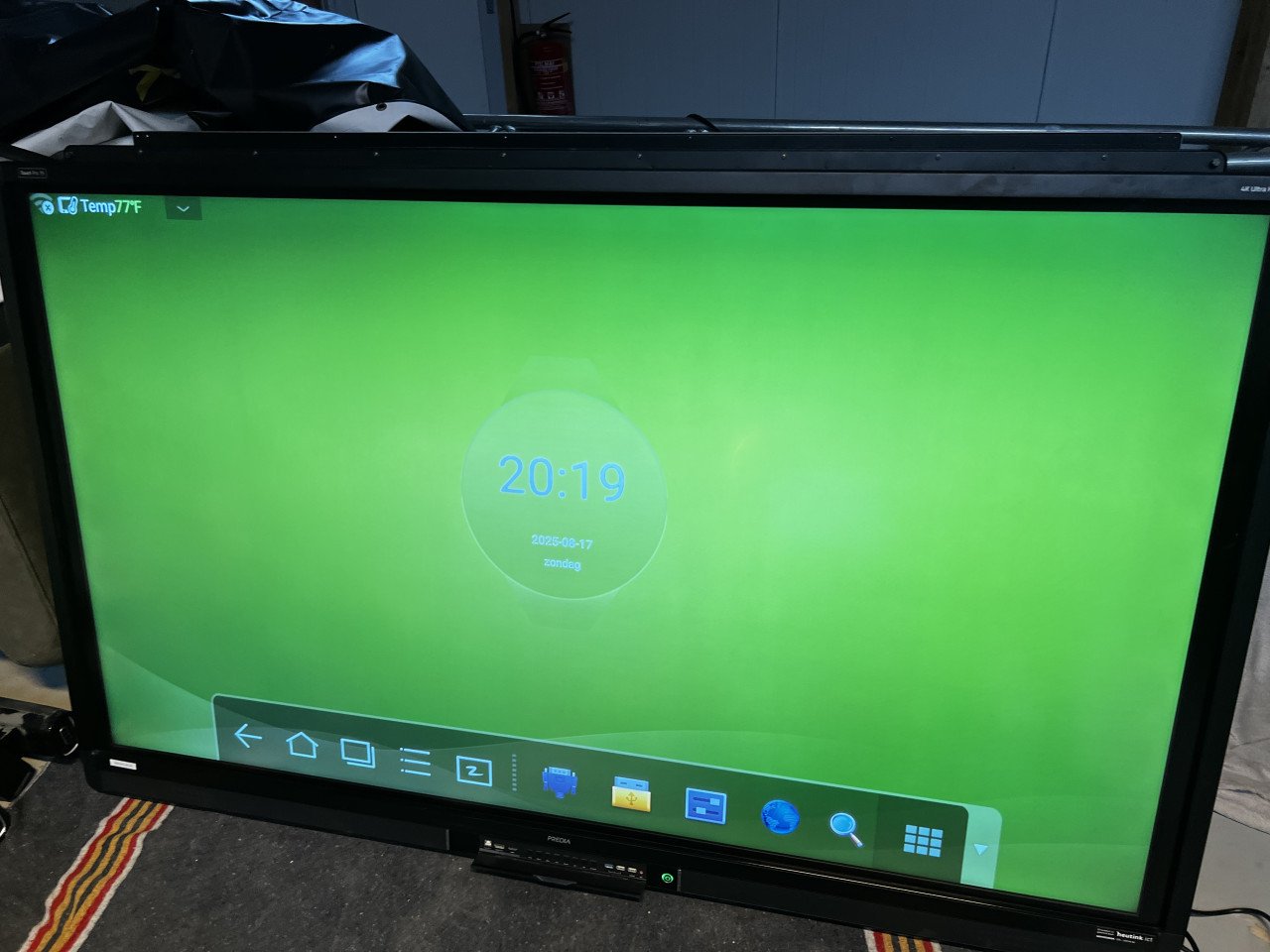 Digi Touch Boards.  65 t/m 75 inch.