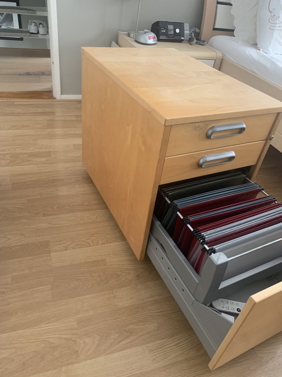 Ladeblok met 3 lades (o.a. hangmappen) op wieltjes