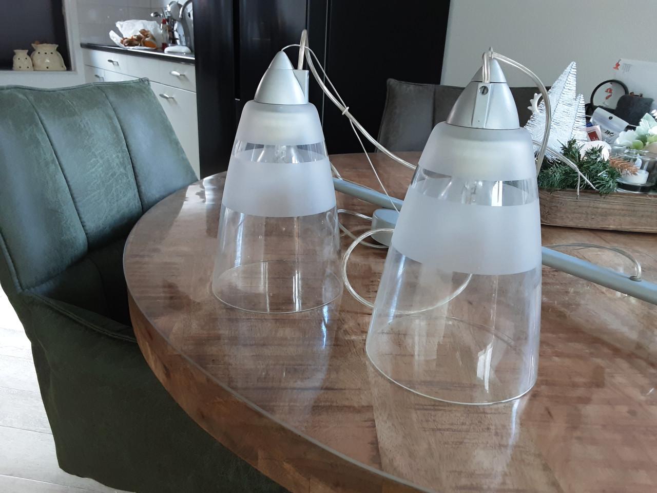 Hele mooie glazen hanglamp