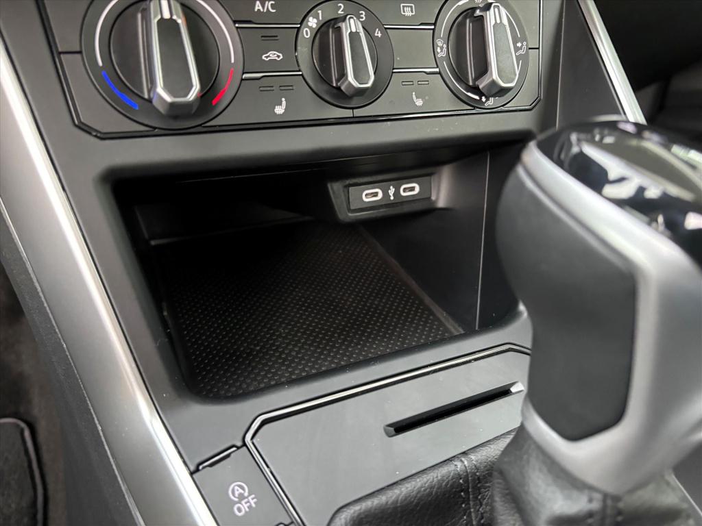 Volkswagen Polo 1.0 tsi 95pk dsg-7 life| adapt.cruise|led|dode hoek| stoelv