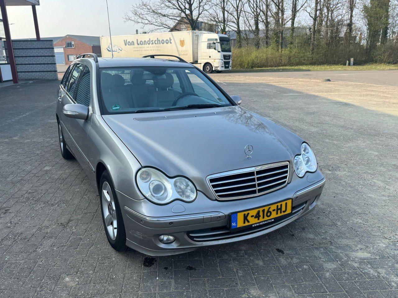 Mercedes c 240 bj 2007  2950 euro