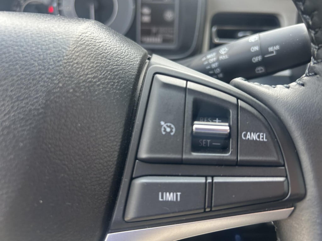 Suzuki Ignis 1.2 smart hybrid style