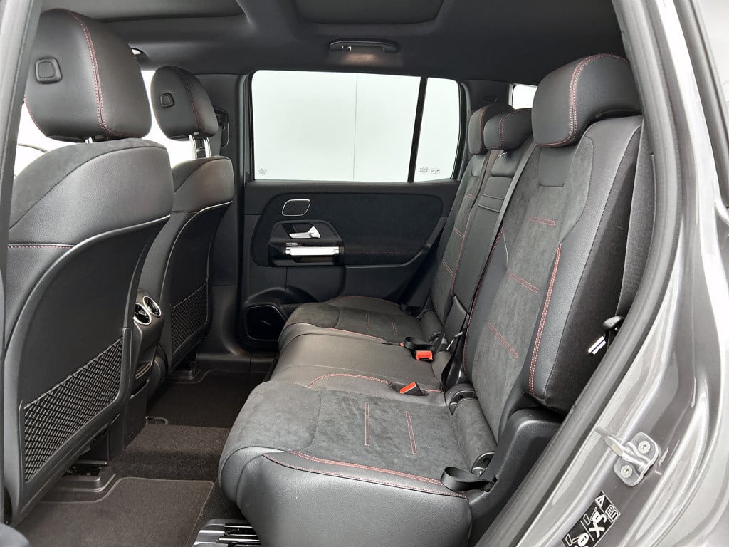 Mercedes-Benz Eqb 250+ business solution amg 71 kwh | premium pakket | park