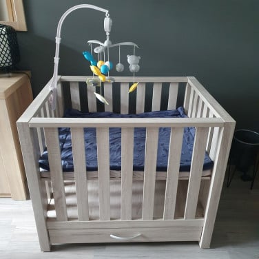 Babybox met lade, inclusief muziekmobiel