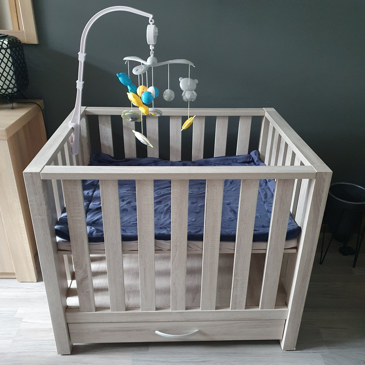 Babybox met lade, inclusief muziekmobiel