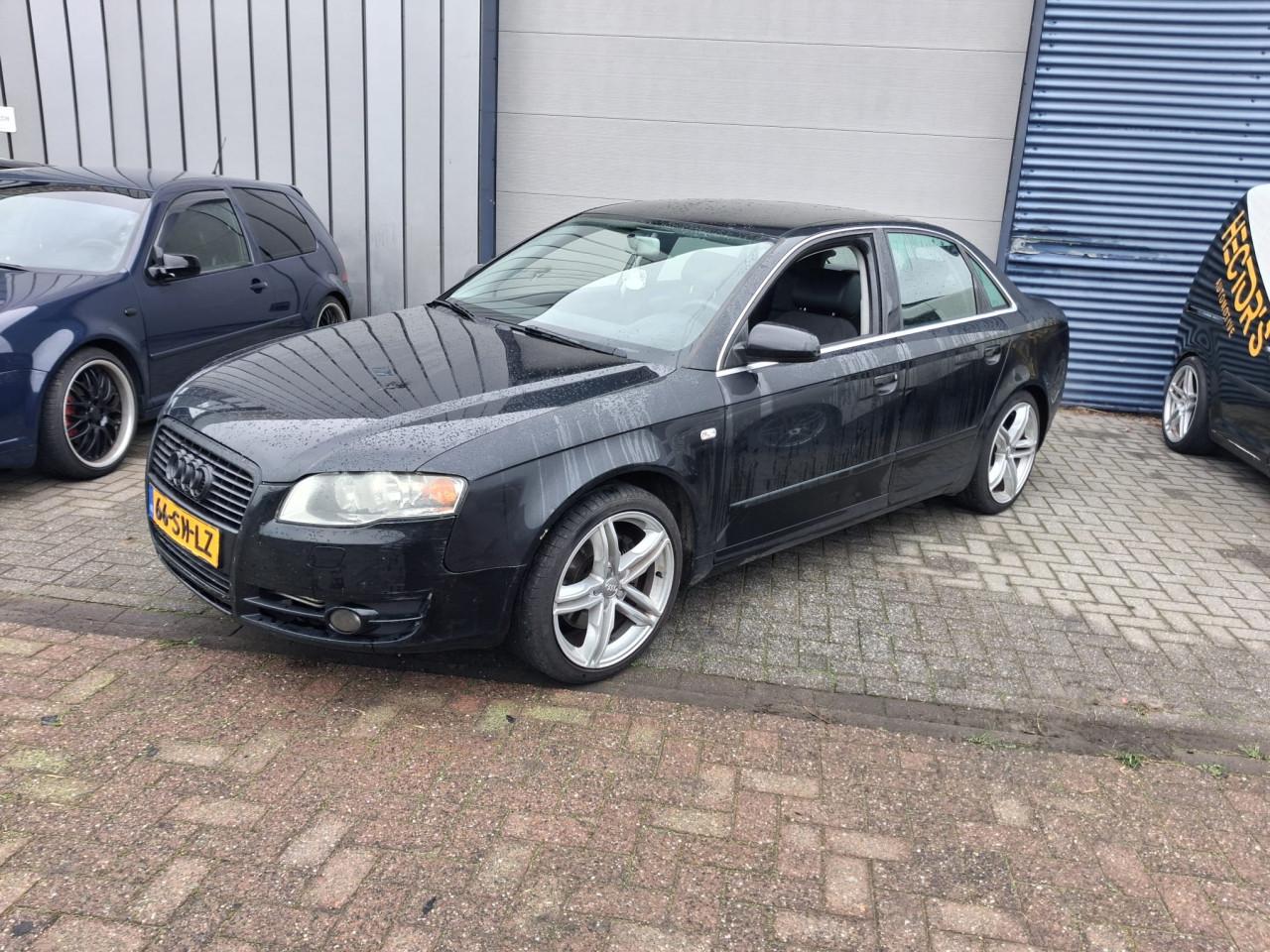Audi a4 limousine 1.8 20vt automaat