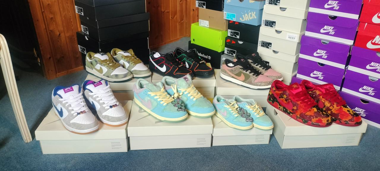 54 paar schoenen bulk partij Nike