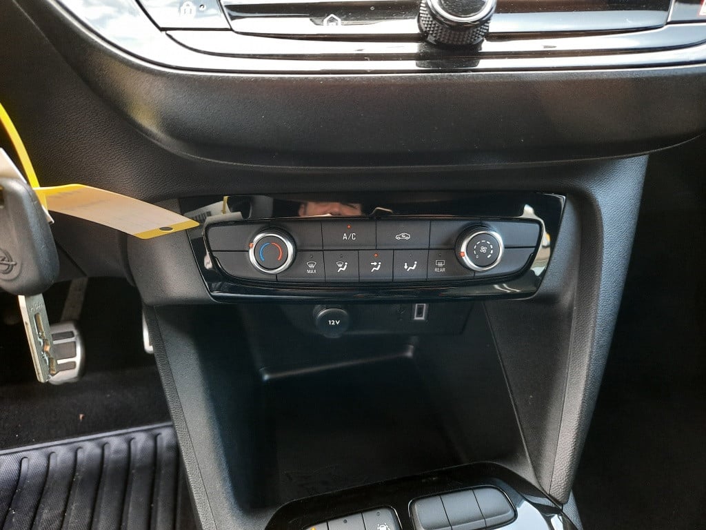 Opel Corsa 1.2 t gs-line